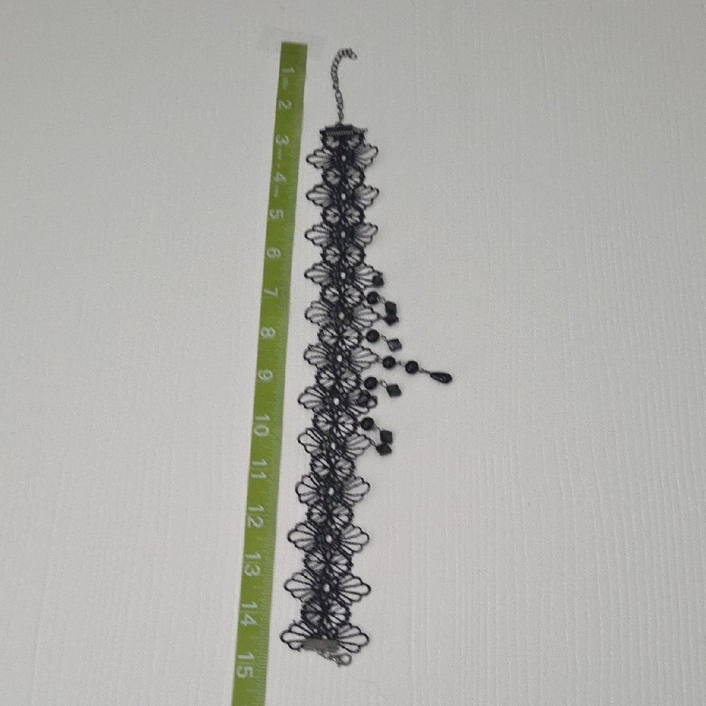 Elegant Black Lace Choker Necklace - Picture 5 of 5